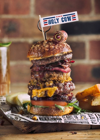 Illustration for article titled This burger has 17 different types of beef in it